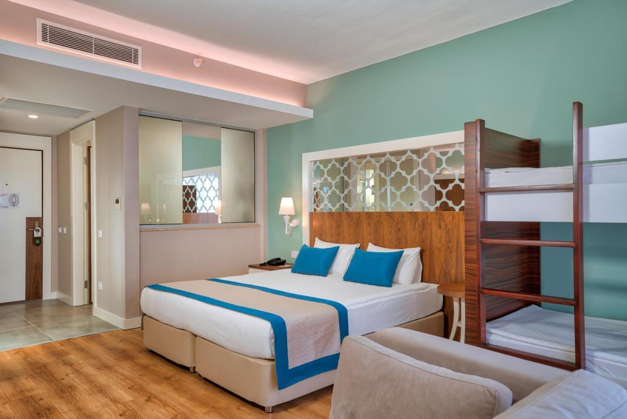 Side Crown Sunshine Ultra All Inclusive Exterior photo