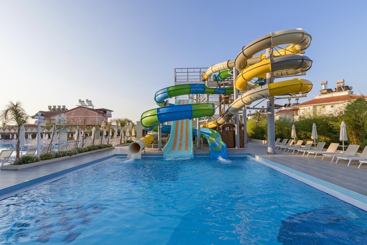 Side Crown Sunshine Ultra All Inclusive Exterior photo
