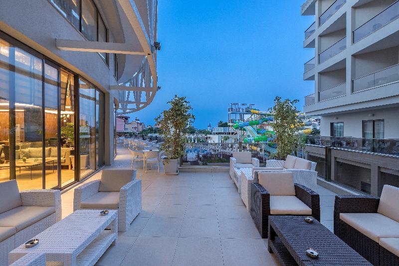 Side Crown Sunshine Ultra All Inclusive Exterior photo