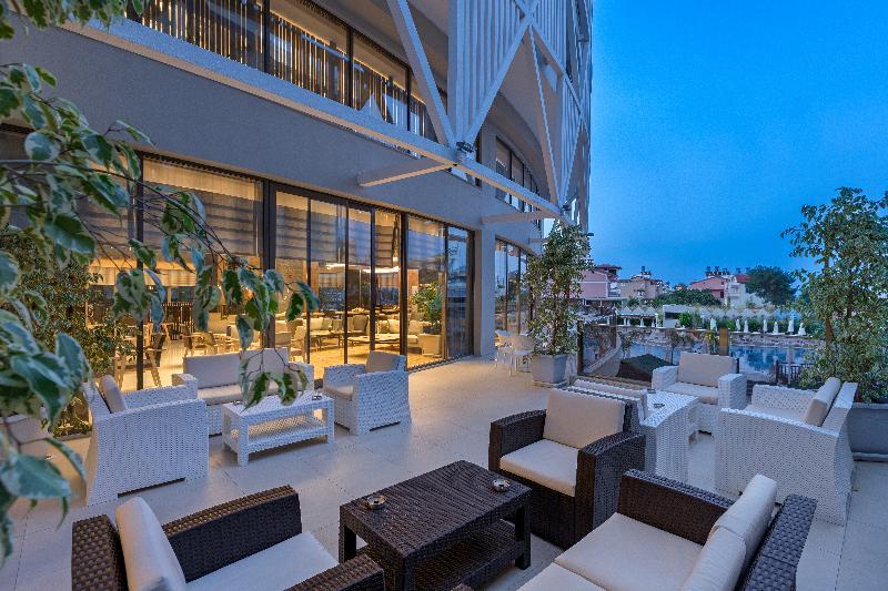 Side Crown Sunshine Ultra All Inclusive Exterior photo